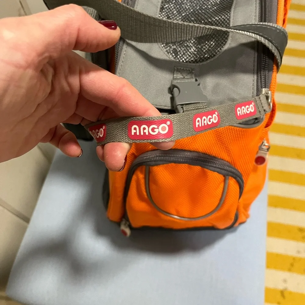Argo orange dog carrier